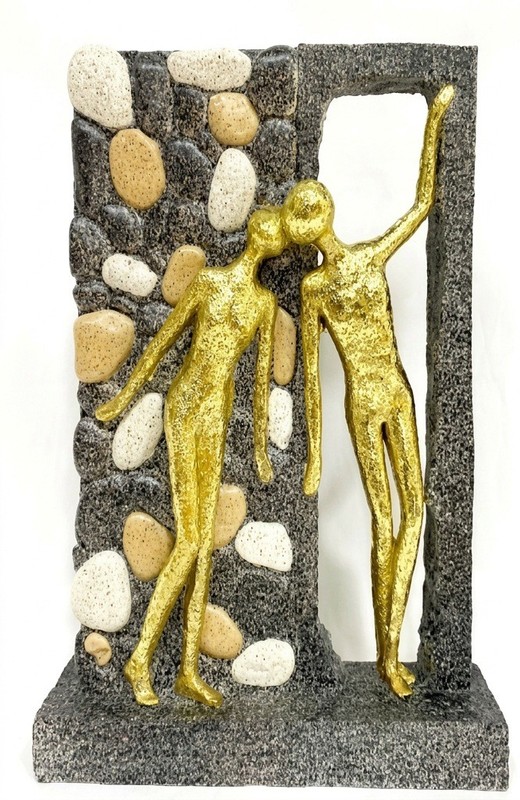 Figure/E242