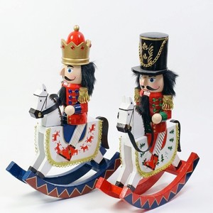 HRESTAČ-NUTCRACKER MF22-557