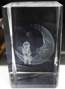 KOCKA STEKLO-3D+STOJALO  3831087809111